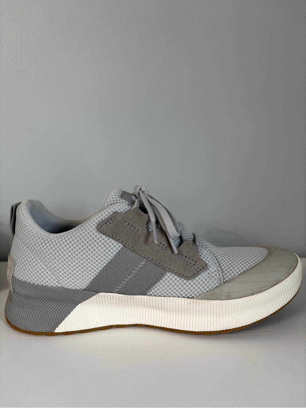 Sorel Out N About III Low Waterproof Sneakers Grey 10 Elevated Casual Minimalist - Picture 8 of 12